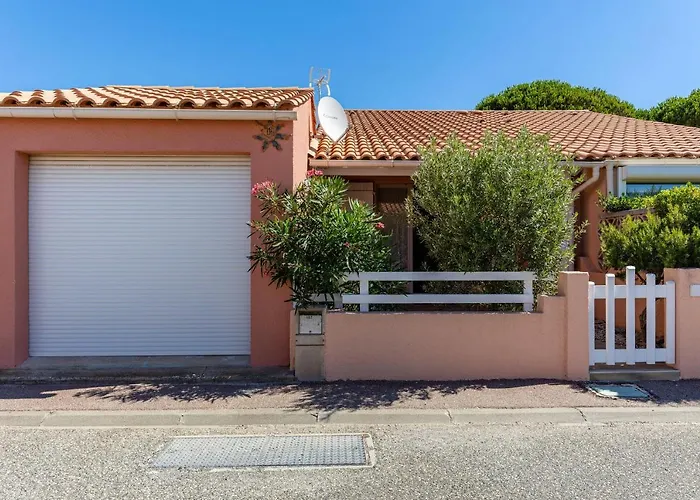 Gruissanne - Maison avec piscine, à 150m de la plage