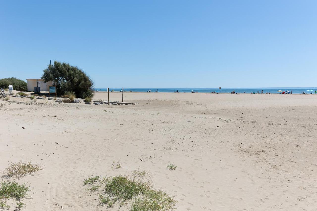 Gruissanne - Maison Avec Piscine, à 150m De La *